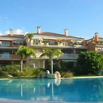 Apartment - Playa - En Urbanizacion De Park Con Jardin Pb20 Estepona