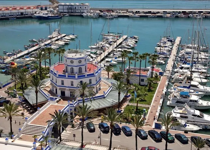 Apartment - Playa - En Urbanizacion De Park Con Jardin Pb20 Estepona